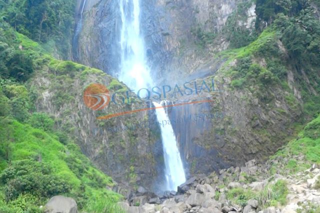 Ponot Waterfall